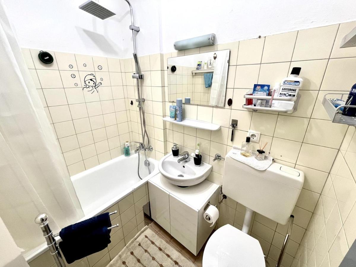 Free Parking - Quiet Apartment With Wi-Fi And Kitchen Innsbruck Eksteriør billede